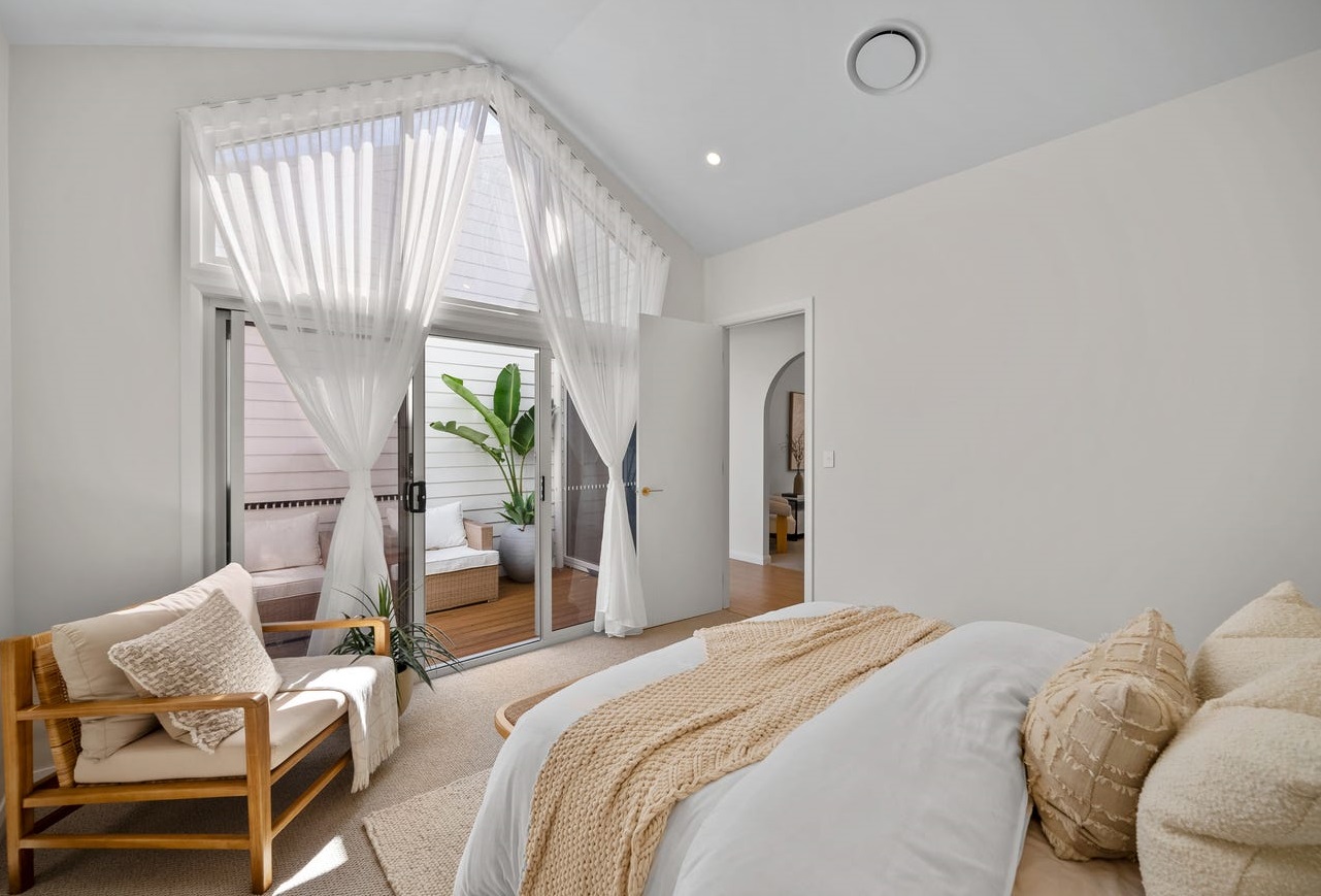 37 Bloomfield, Long Jetty Photo 10