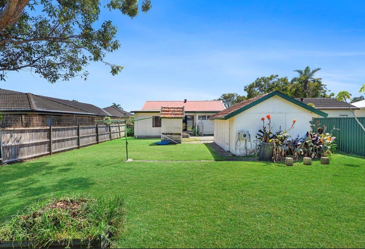 37 Bloomfield, Long Jetty Photo 22